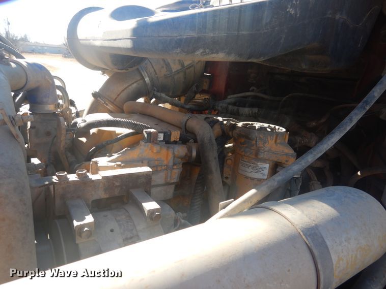 image for item DJ4847 2008 International 9200i  semi truck