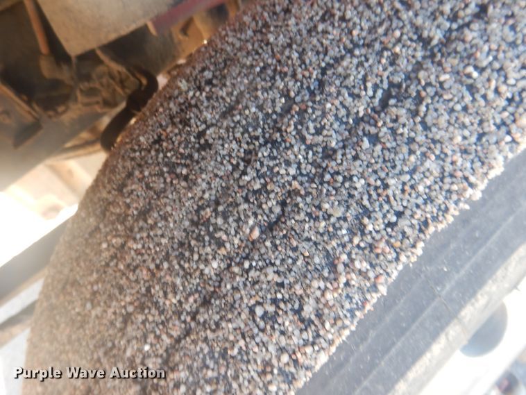 image for item DJ4847 2008 International 9200i  semi truck