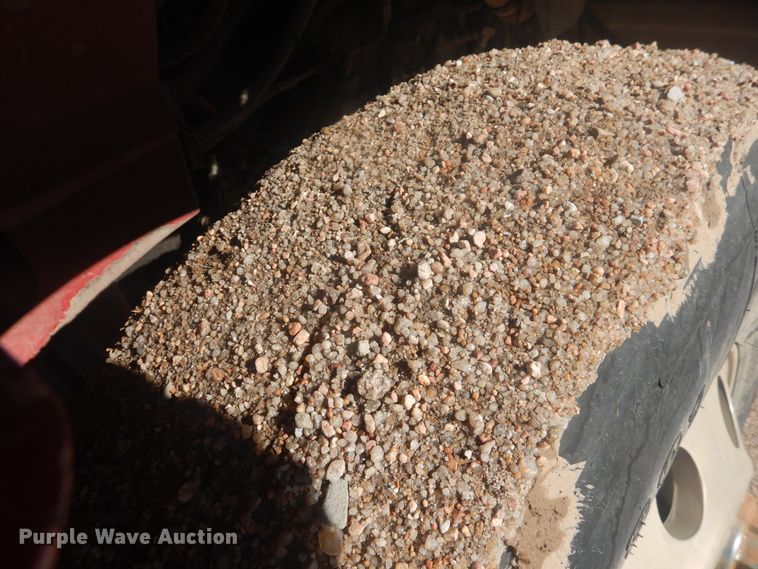 image for item DJ4847 2008 International 9200i  semi truck