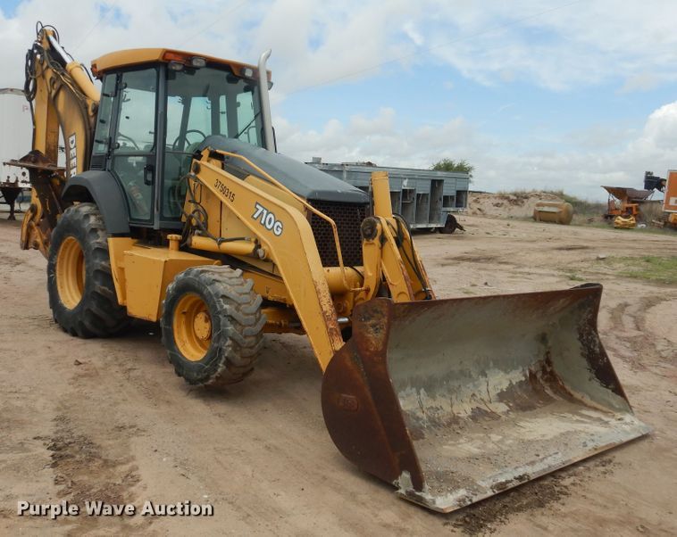 image for item DL0281 2003 John Deere 710G  backhoe