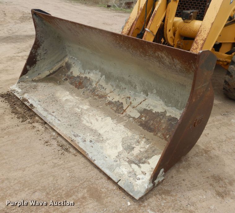 image for item DL0281 2003 John Deere 710G  backhoe