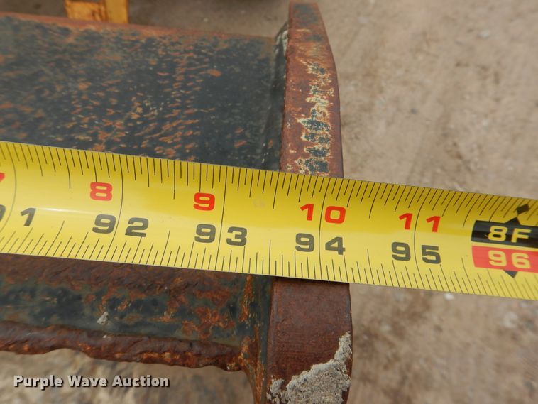 image for item DL0281 2003 John Deere 710G  backhoe