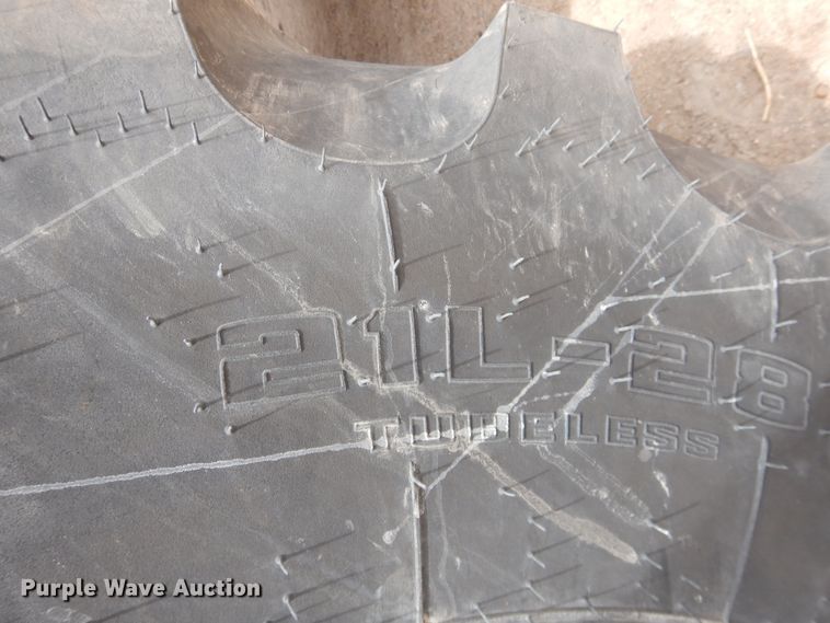 image for item DL0281 2003 John Deere 710G  backhoe