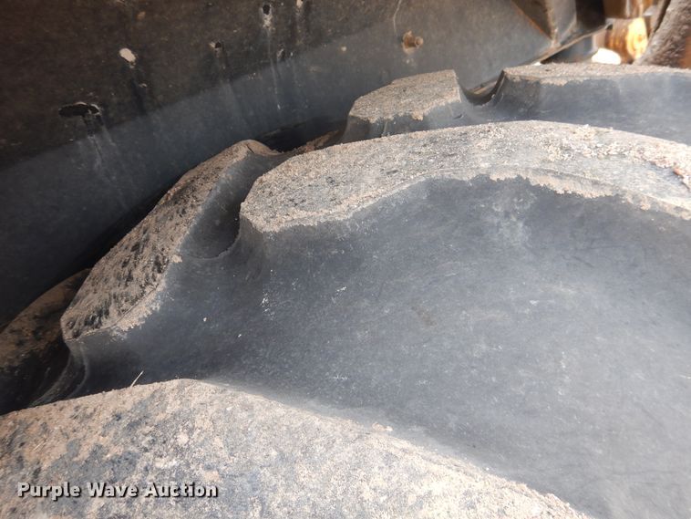 image for item DL0281 2003 John Deere 710G  backhoe