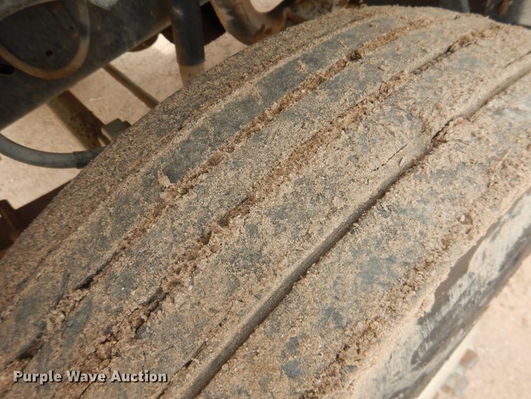 image for item DL0283 1989 Ford F800  water truck