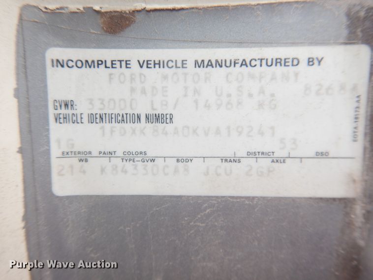 image for item DL0283 1989 Ford F800  water truck