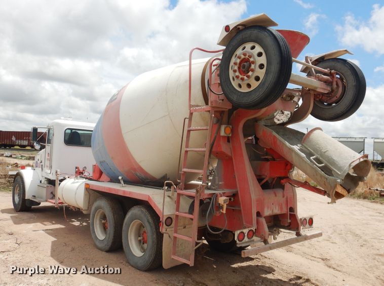 image for item DL0286 2003 Peterbilt 357  ready mix truck