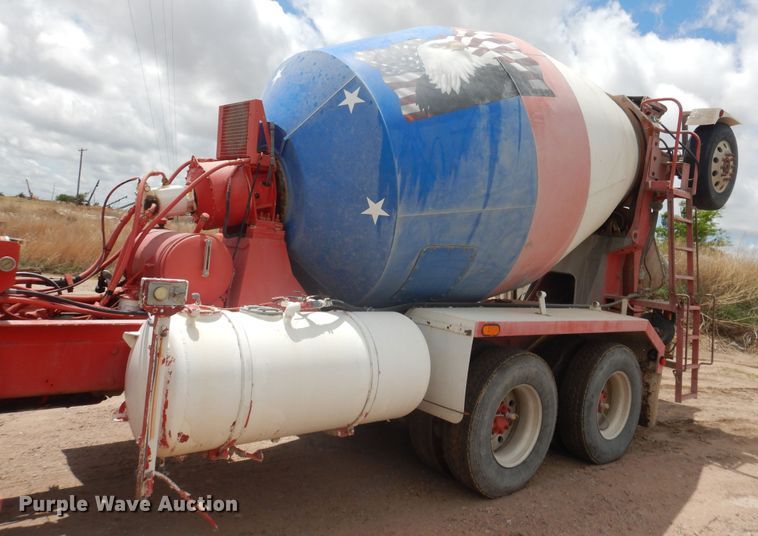 image for item DL0286 2003 Peterbilt 357  ready mix truck