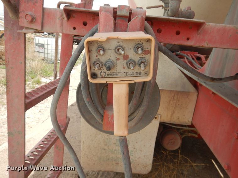 image for item DL0286 2003 Peterbilt 357  ready mix truck