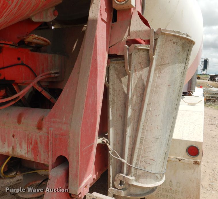 image for item DL0286 2003 Peterbilt 357  ready mix truck