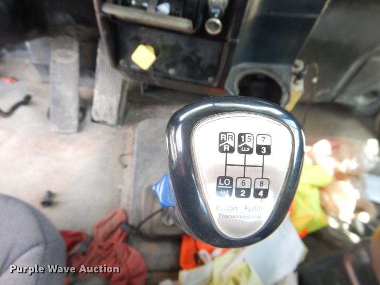 image for item DL0286 2003 Peterbilt 357  ready mix truck