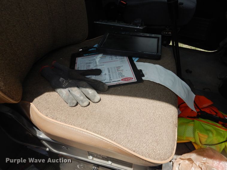 image for item DL0286 2003 Peterbilt 357  ready mix truck