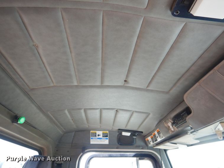 image for item DL0286 2003 Peterbilt 357  ready mix truck