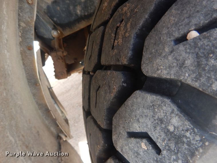 image for item DL0286 2003 Peterbilt 357  ready mix truck