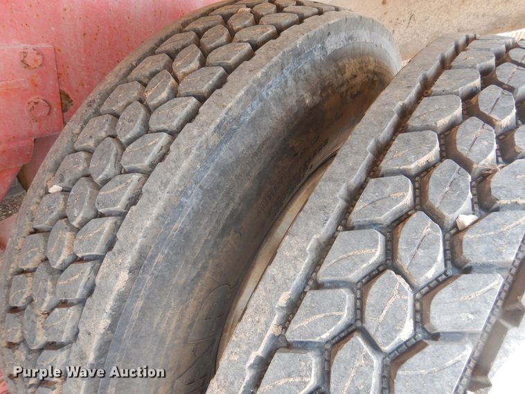 image for item DL0286 2003 Peterbilt 357  ready mix truck