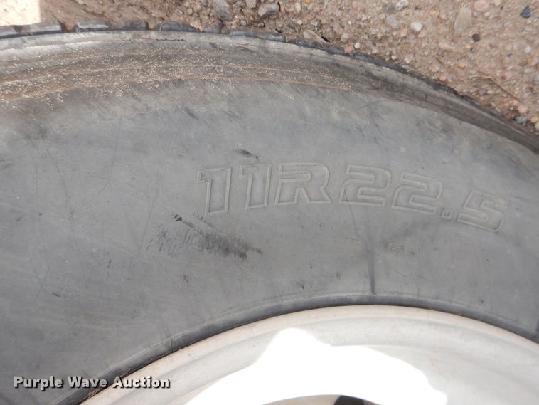 image for item DL0286 2003 Peterbilt 357  ready mix truck