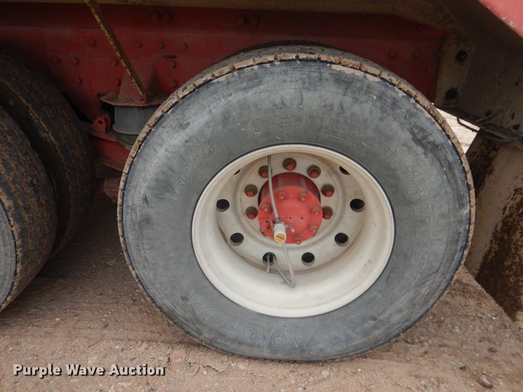 image for item DL0286 2003 Peterbilt 357  ready mix truck