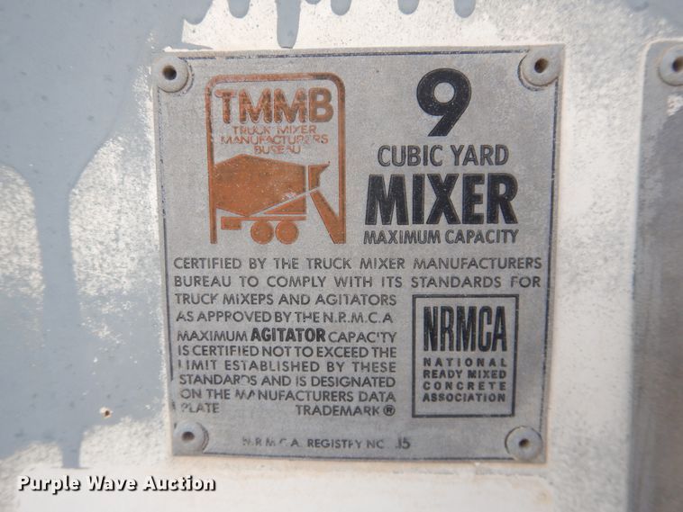 image for item DL0291 1993 Ford L8000  ready mix truck