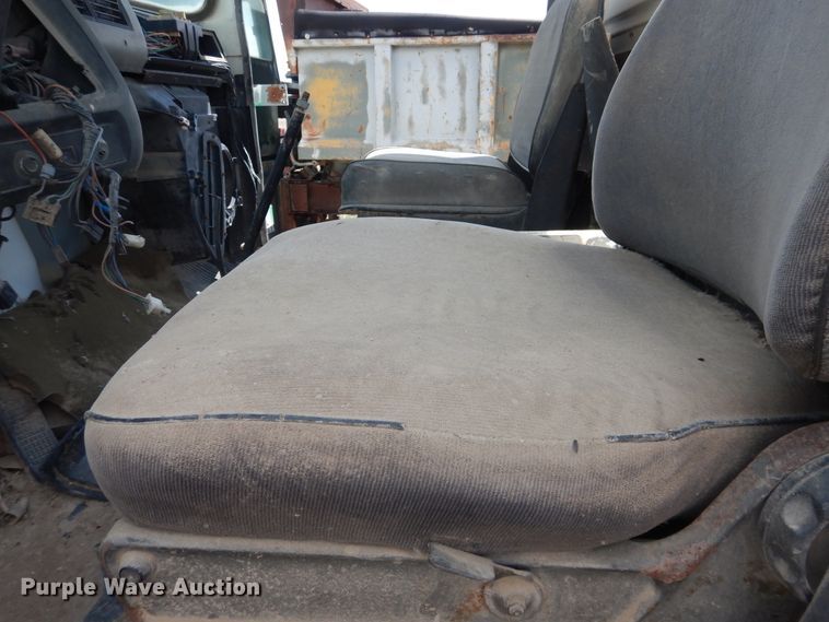 image for item DL0291 1993 Ford L8000  ready mix truck