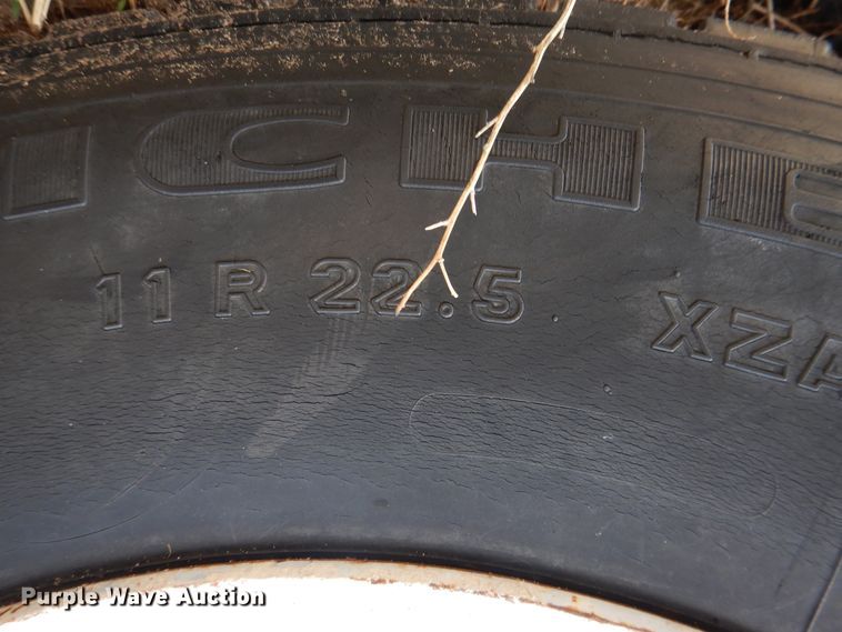 image for item DL0291 1993 Ford L8000  ready mix truck