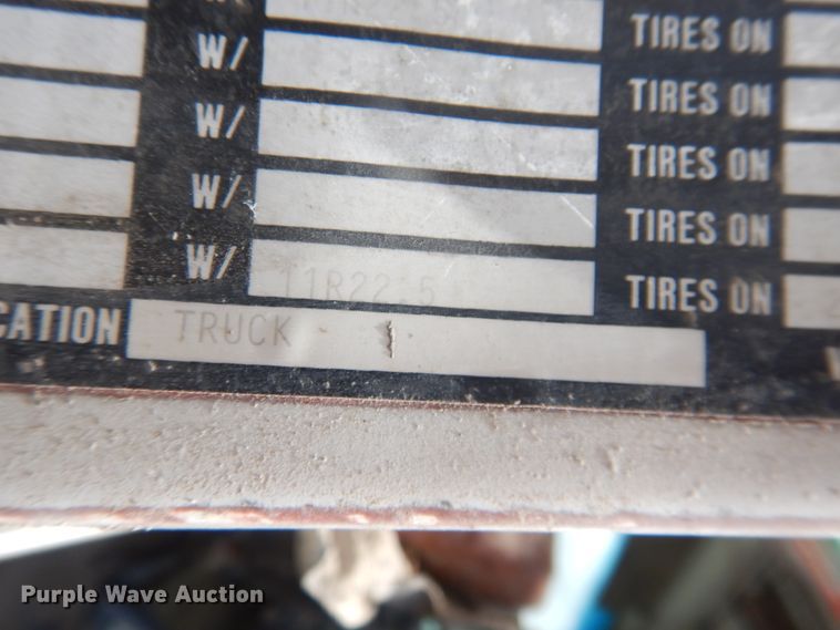 image for item DL0291 1993 Ford L8000  ready mix truck