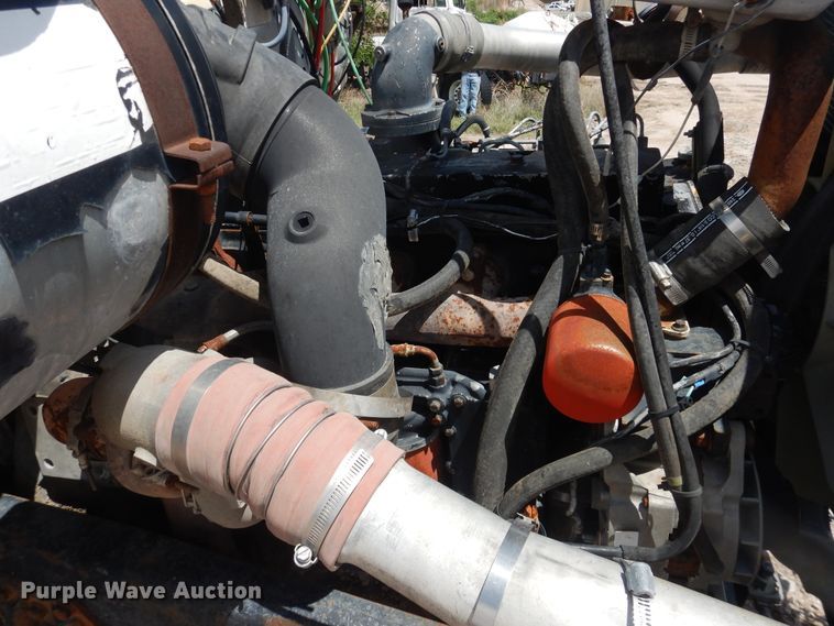 image for item DL0293 1993 Ford LT8000  ready mix truck