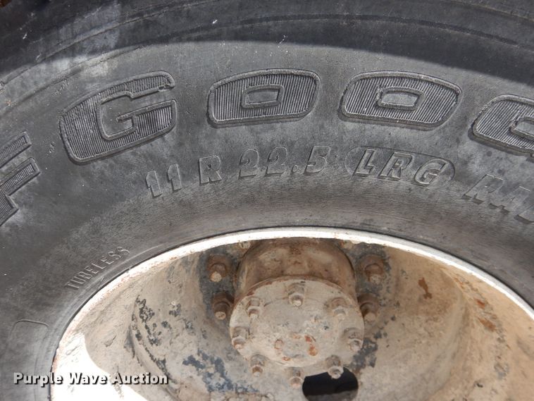 image for item DL0293 1993 Ford LT8000  ready mix truck