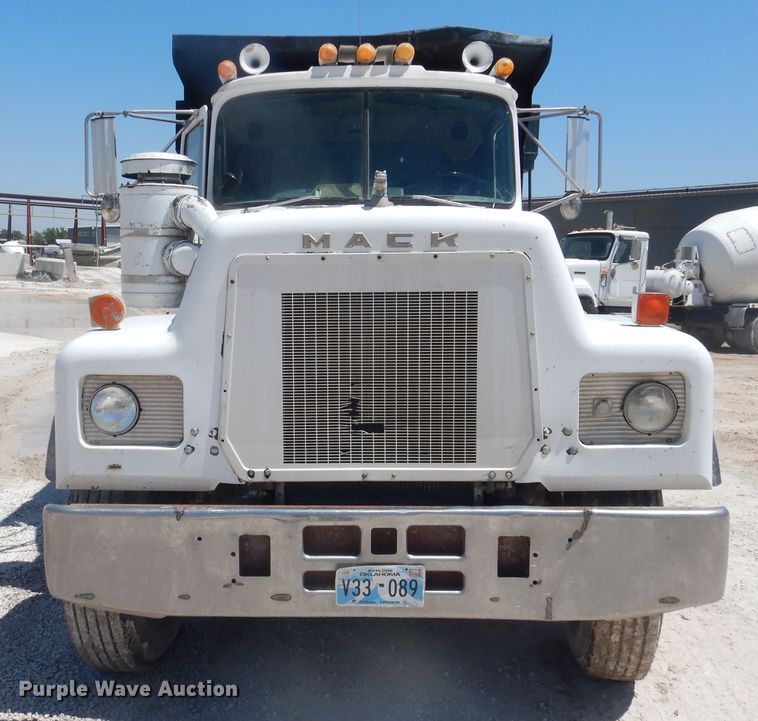 image for item DL0324 1978 Mack RS686LST  dump truck