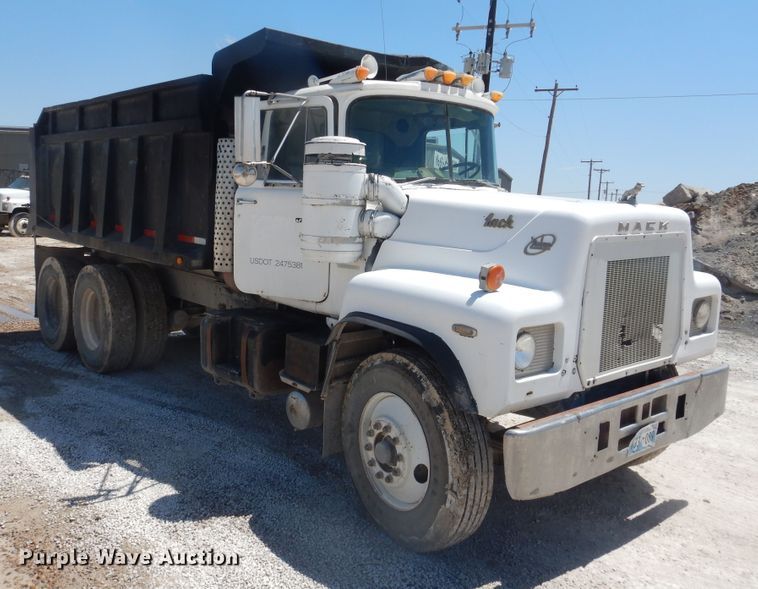 image for item DL0324 1978 Mack RS686LST  dump truck