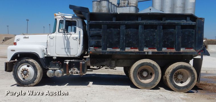 image for item DL0324 1978 Mack RS686LST  dump truck