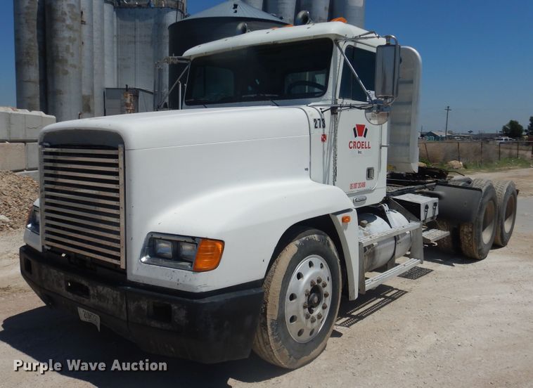 image for item DL0327 1999 Freightliner FLD  semi truck