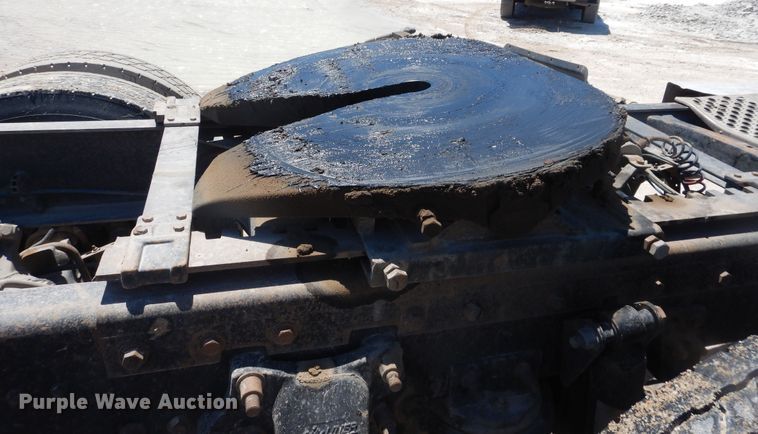 image for item DL0327 1999 Freightliner FLD  semi truck