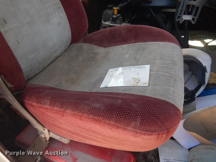 image for item DL0327 1999 Freightliner FLD  semi truck