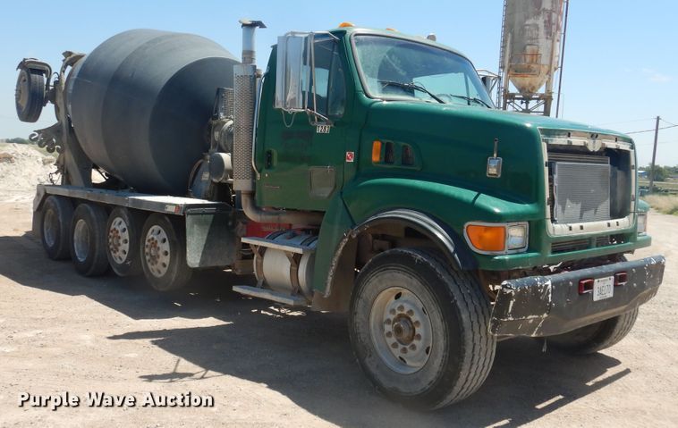 image for item DL0328 2005 Sterling LT9  ready mix truck