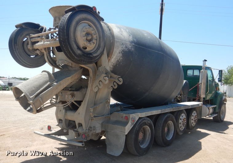 image for item DL0328 2005 Sterling LT9  ready mix truck