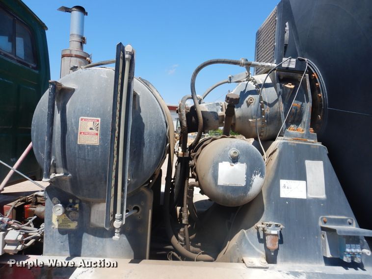 image for item DL0328 2005 Sterling LT9  ready mix truck