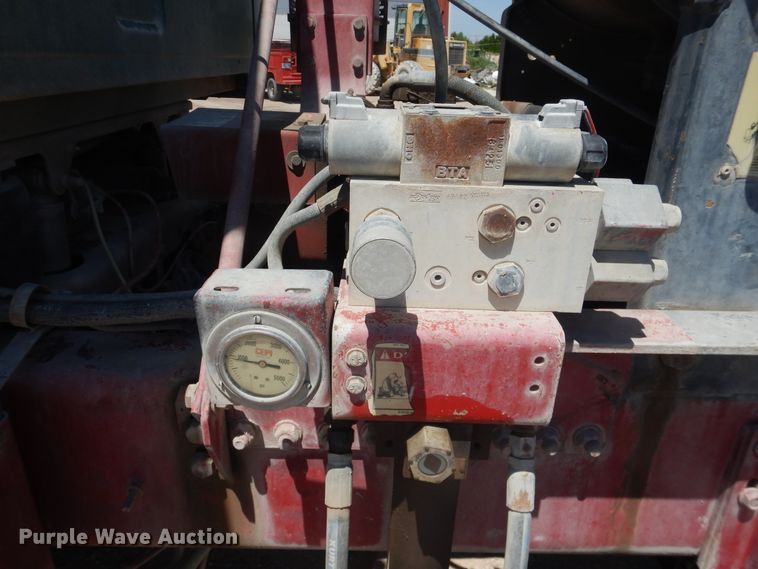 image for item DL0328 2005 Sterling LT9  ready mix truck