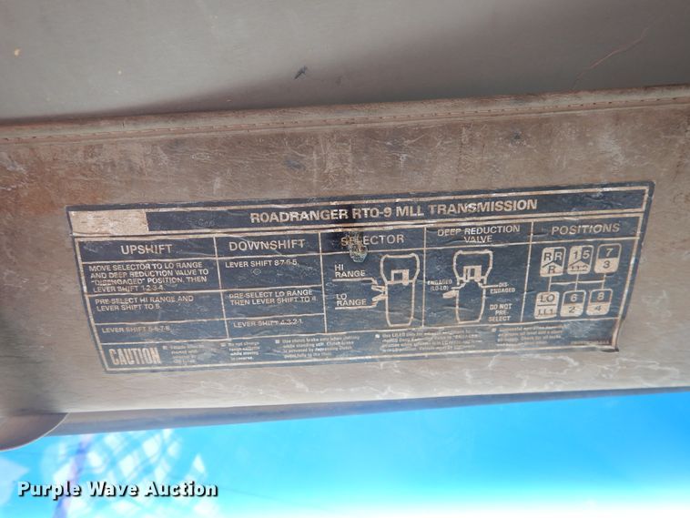 image for item DL0328 2005 Sterling LT9  ready mix truck