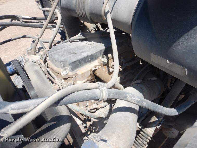 image for item DL0328 2005 Sterling LT9  ready mix truck