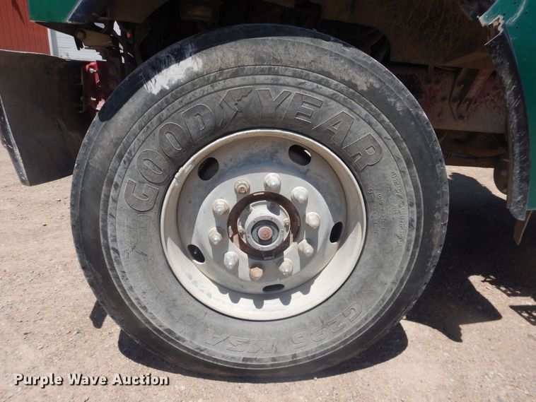 image for item DL0328 2005 Sterling LT9  ready mix truck