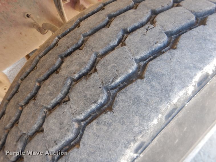 image for item DL0328 2005 Sterling LT9  ready mix truck