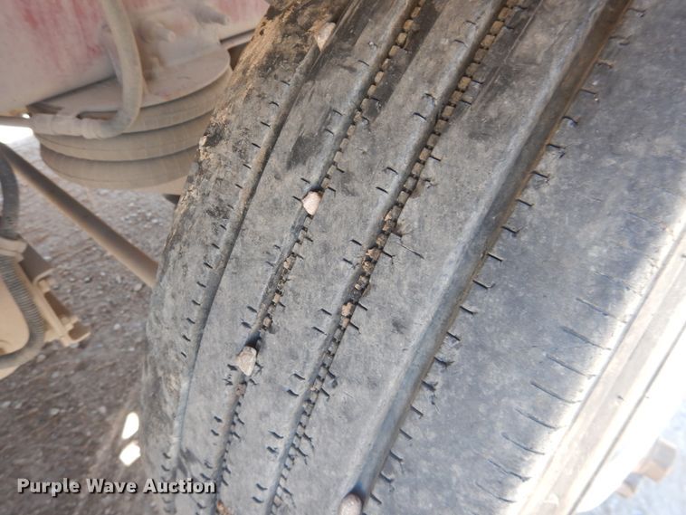 image for item DL0328 2005 Sterling LT9  ready mix truck