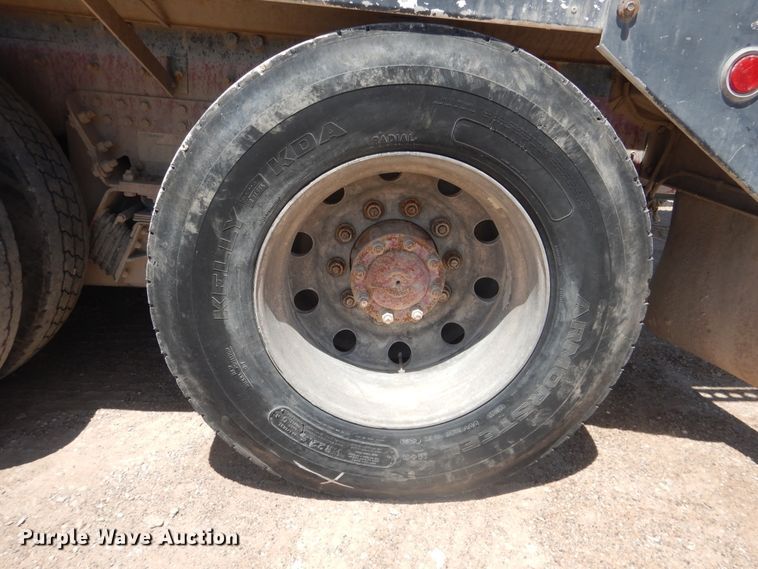 image for item DL0328 2005 Sterling LT9  ready mix truck