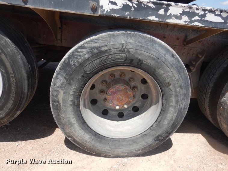 image for item DL0328 2005 Sterling LT9  ready mix truck