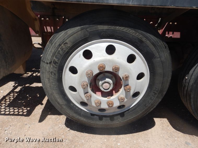 image for item DL0328 2005 Sterling LT9  ready mix truck