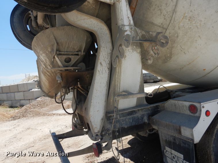 image for item DL0329 2000 International 5500i  ready mix truck