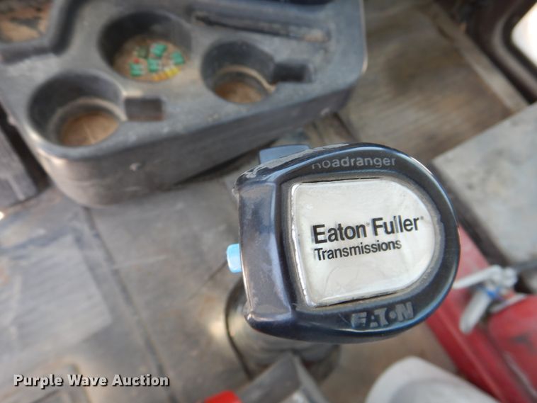 image for item DL0329 2000 International 5500i  ready mix truck