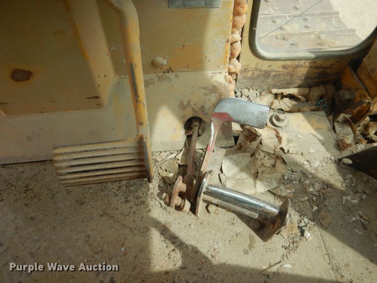 image for item FI9100 Caterpillar D6D  dozer