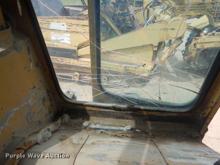 image for item FI9100 Caterpillar D6D  dozer