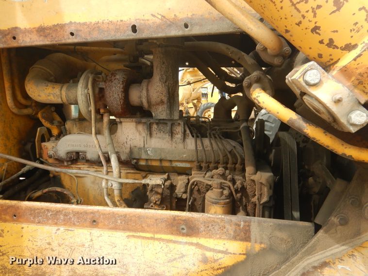 image for item FI9100 Caterpillar D6D  dozer